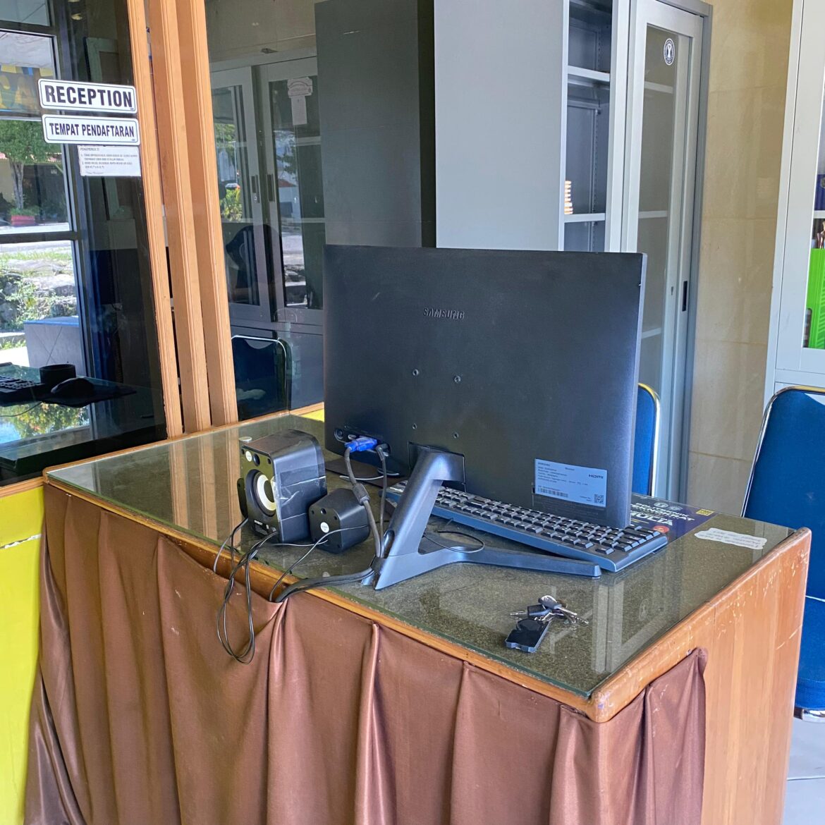 KONTAK BANTUAN & INFORMASI